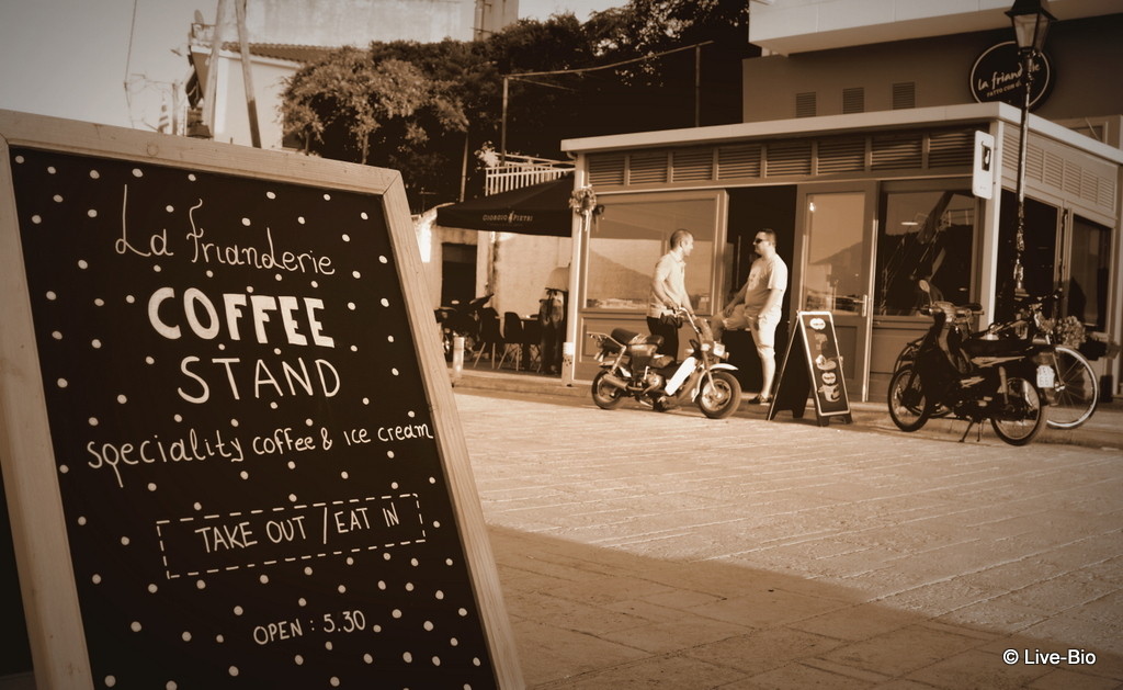 Local area - La Frianderie best coffee on Poros island