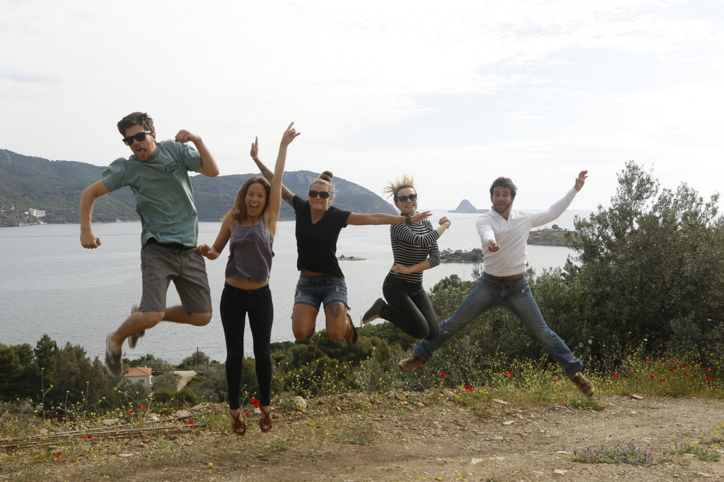 Live-Bio signature jumping photo!