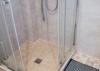 Room bathroom