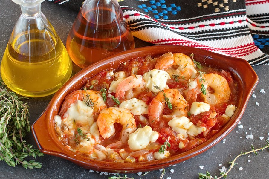 Garides saganaki (oven baked prawns) photo by Dimitris Skarmoutsos